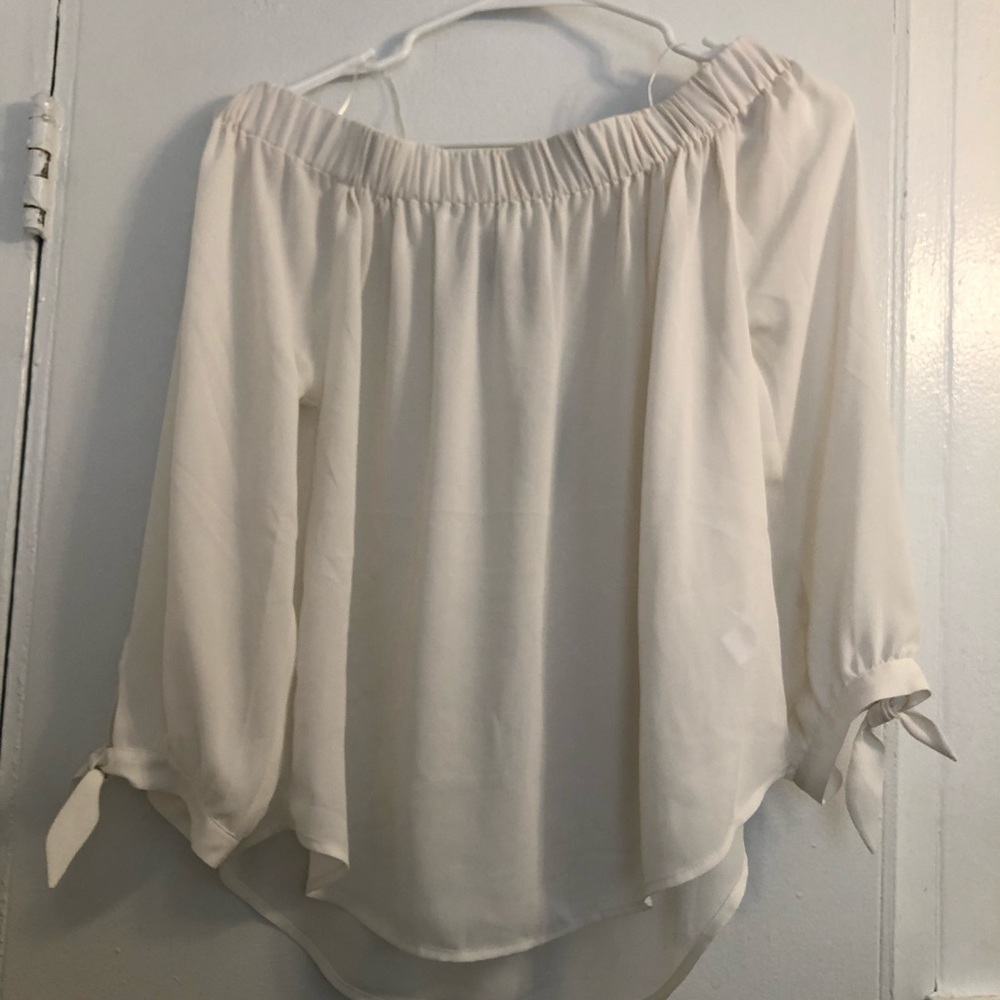 Express Off-the-shoulder Blouse